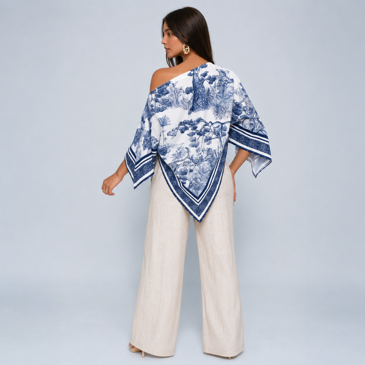 Martina - Blusa de hombros descubiertos con estampado animal