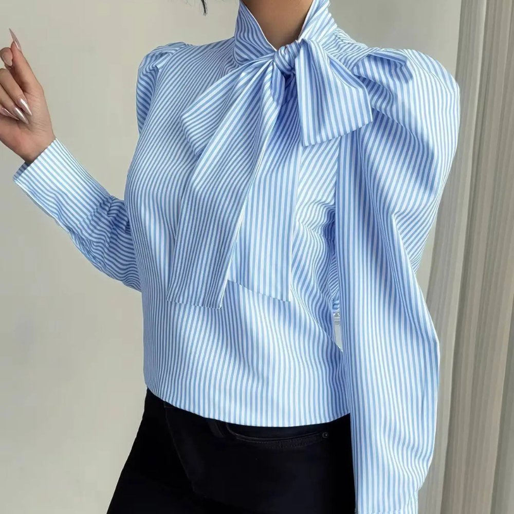 Marie – Blusa dulce de rayas con detalle lazo