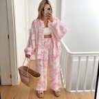 Laura - Conjunto estampado de camisa y pantalón